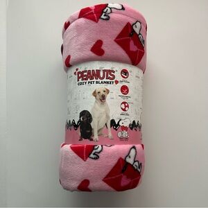 Peanuts Snoopy Pink Valentine’s Cozy Pet Blanket